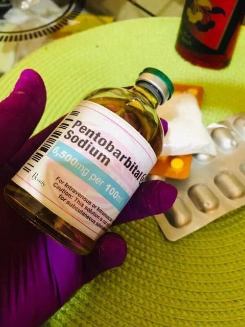 Was ist die Behandlung einer Barbiturat-Überdosis?
